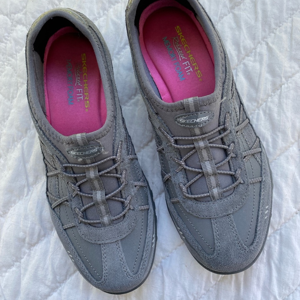 Skechers shoes